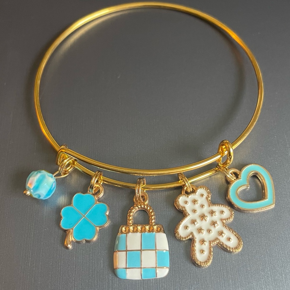 “Lucky Teddy”🧸Bangle in Gold-tone
